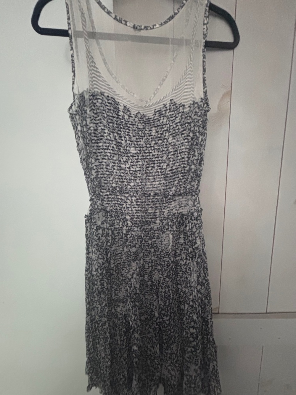 Sweet black & white (dark navy) light dress